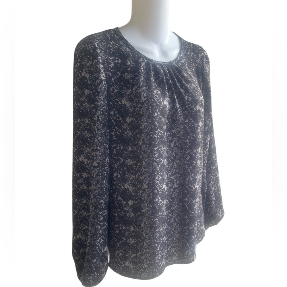 Premise Gray Animal Print Blouse Top Long Sleeves Chiffon Gathering Ladies Small